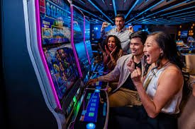 Dashboard multi-mata uang rajinslot menampilkan saldo dan opsi taruhan dalam rupiah